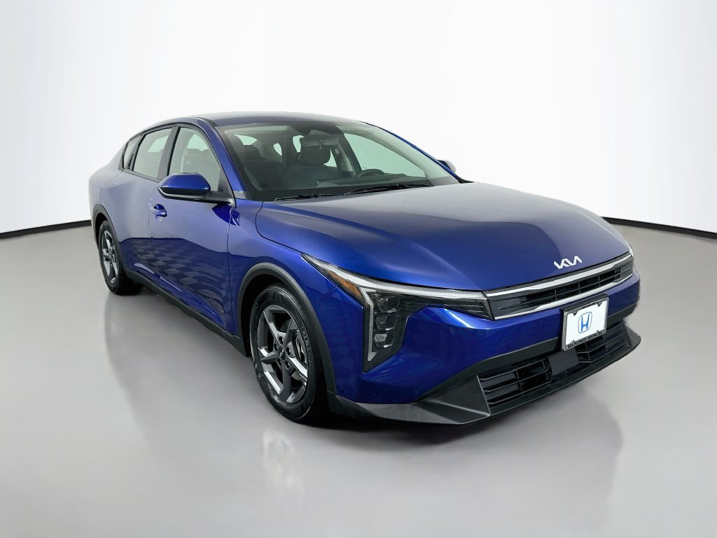 Used 2025 Kia K4 FWD image 3