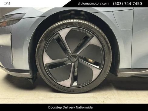 Used 2024 Lucid Air Touring AWD/4WD image 34