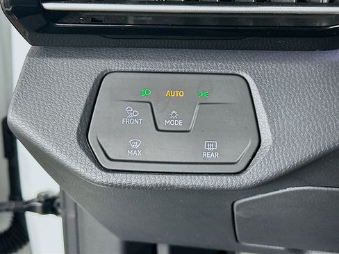 Used 2023 Volkswagen ID.4 Pro S RWD image 17