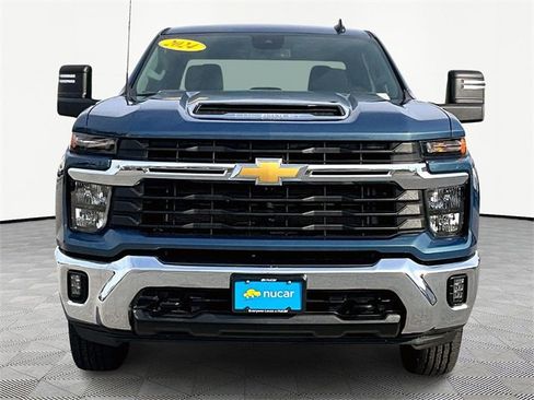 Used 2024 Chevrolet Silverado 2500 LT w/ Safety Package image 2