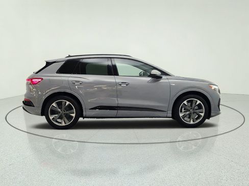 Used 2024 Audi Q4 e-tron Premium Plus w/ Premium Plus AWD/4WD image 4