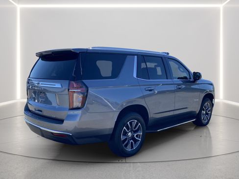 Used 2021 Chevrolet Tahoe LT w/ Rear Media and Nav Package AWD/4WD image 5