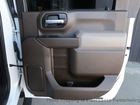 Used 2023 Chevrolet Silverado 2500 LT w/ Gooseneck/5TH Wheel Package image 22