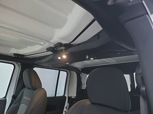 New 2026 Jeep Gladiator Mojave image 38