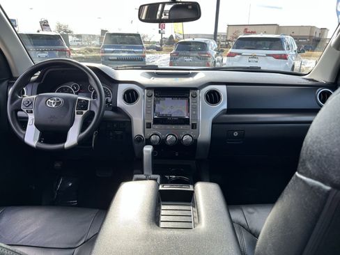 Used 2017 Toyota Tundra SR5 image 23