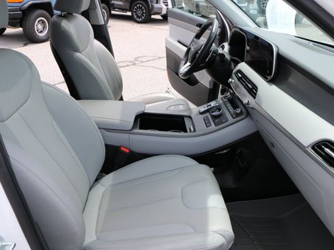 Used 2022 Hyundai Palisade SEL w/ 8P Bench Seat Package FWD image 31