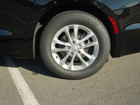 New 2026 Chrysler Pacifica Select FWD image 38