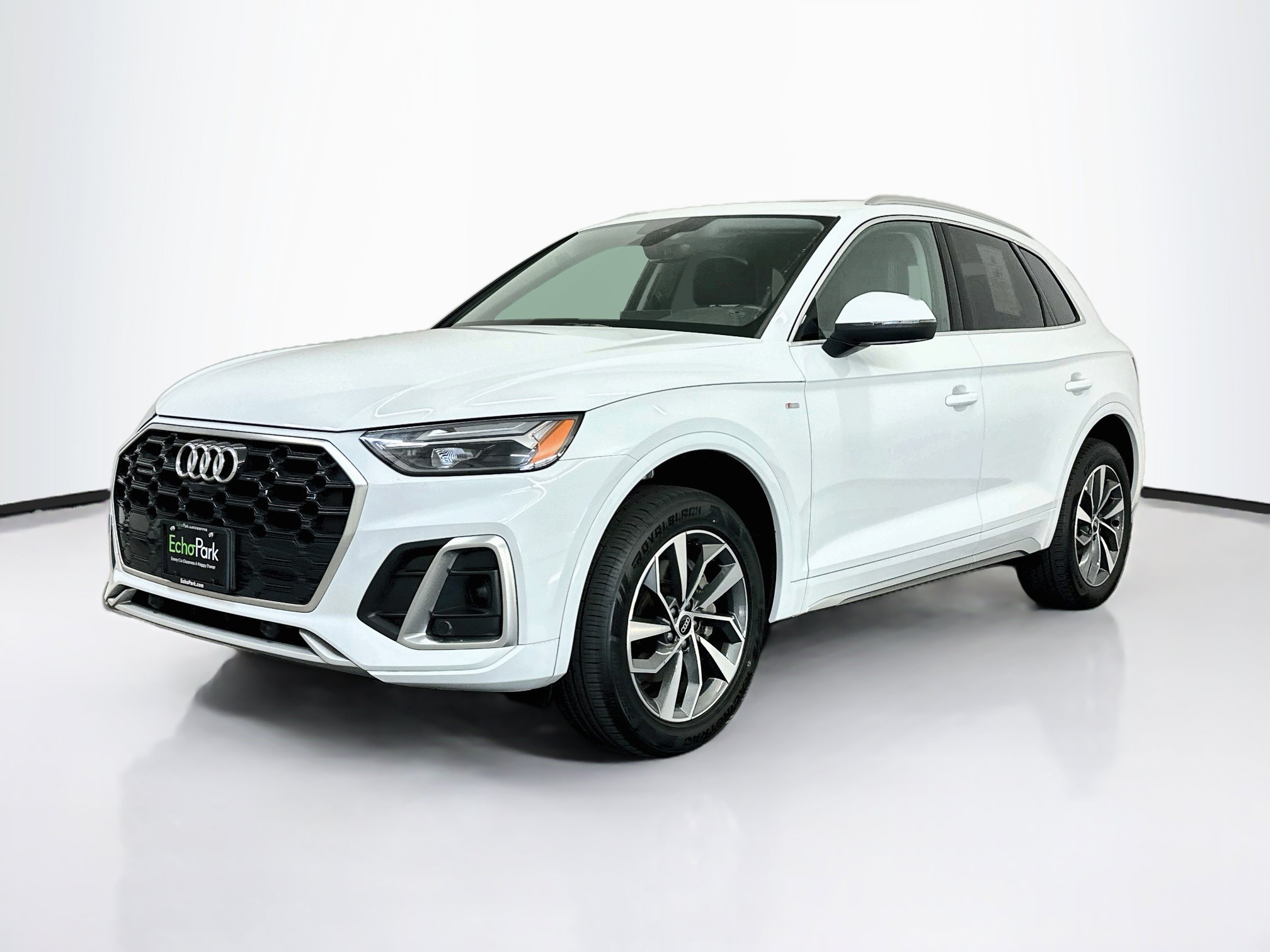 Used 2023 Audi Q5 2.0T Premium Plus w/ Premium Plus Package AWD/4WD image 3