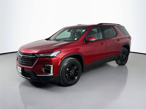 Used 2023 Chevrolet Traverse LT w/ Midnight/Sport Edition AWD/4WD image 5