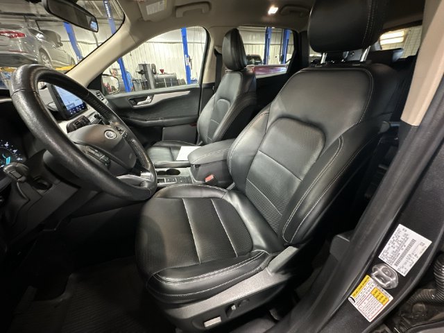 Certified 2020 Ford Escape SEL AWD/4WD image 17