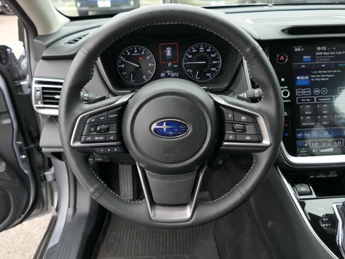 Certified 2025 Subaru Outback Touring AWD/4WD image 17