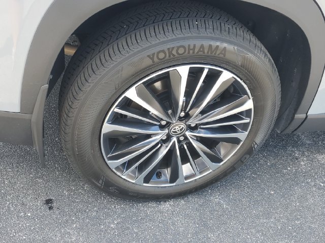 Used 2026 Toyota Grand Highlander AWD Hybrid image 6