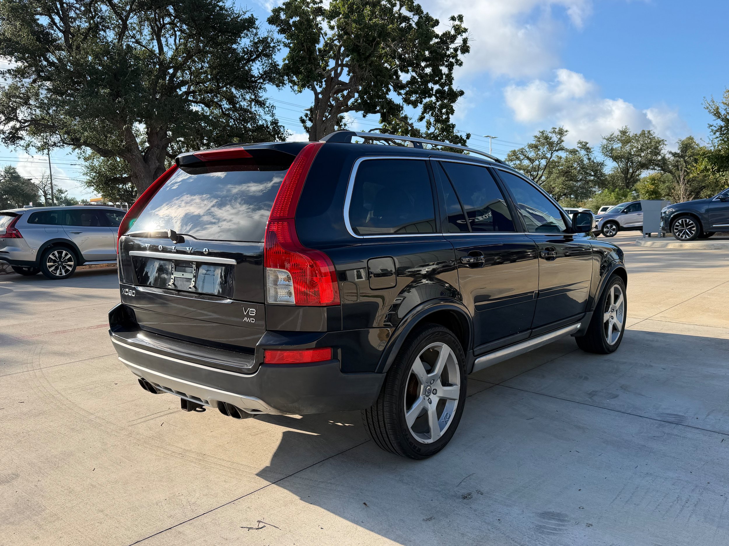 Used 2009 Volvo XC90 V8 R-Design AWD/4WD image 6