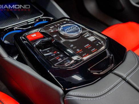 Used 2025 BMW M5 w/ Carbon Package image 18