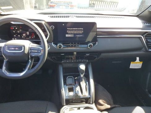 New 2026 GMC Canyon Elevation image 14