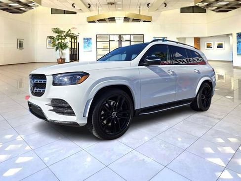 Used 2021 Mercedes-Benz GLS 580 4MATIC image 1