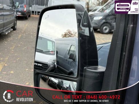 Used 2020 Ford Transit 250 148 High Roof Extended image 31