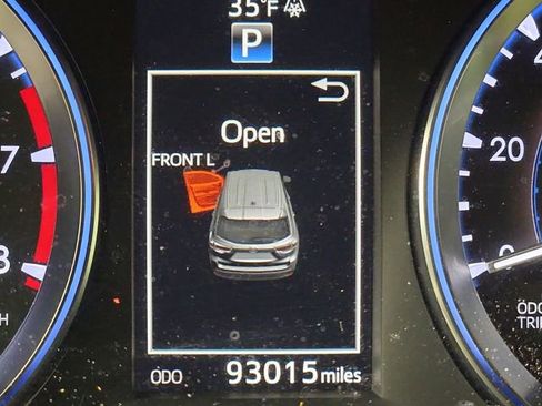 Used 2016 Toyota Highlander Limited image 16