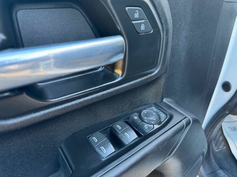 Used 2022 Chevrolet Silverado 2500 Custom w/ Custom Value Package AWD/4WD image 15