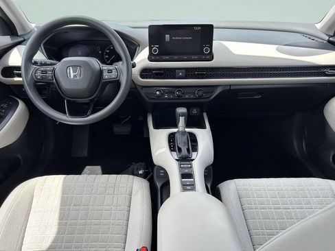 Used 2025 Honda HR-V LX image 17