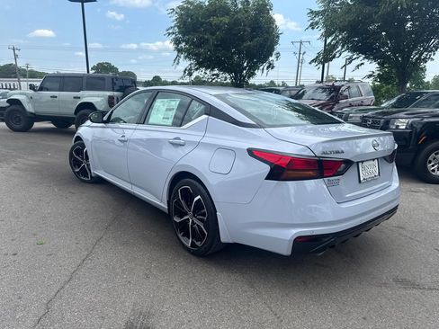 New 2026 Nissan Altima 2.5 SR FWD image 6