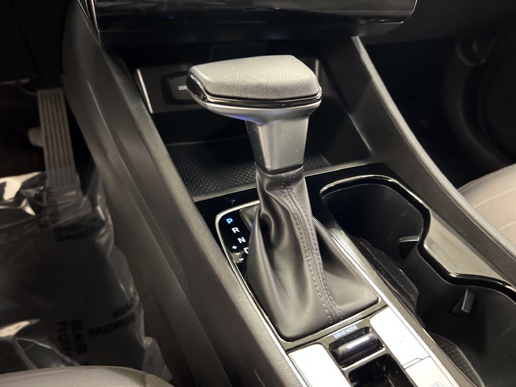 Used 2022 Hyundai Santa Cruz SEL FWD image 25