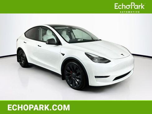 Used 2023 Tesla Model Y Performance AWD/4WD image 1