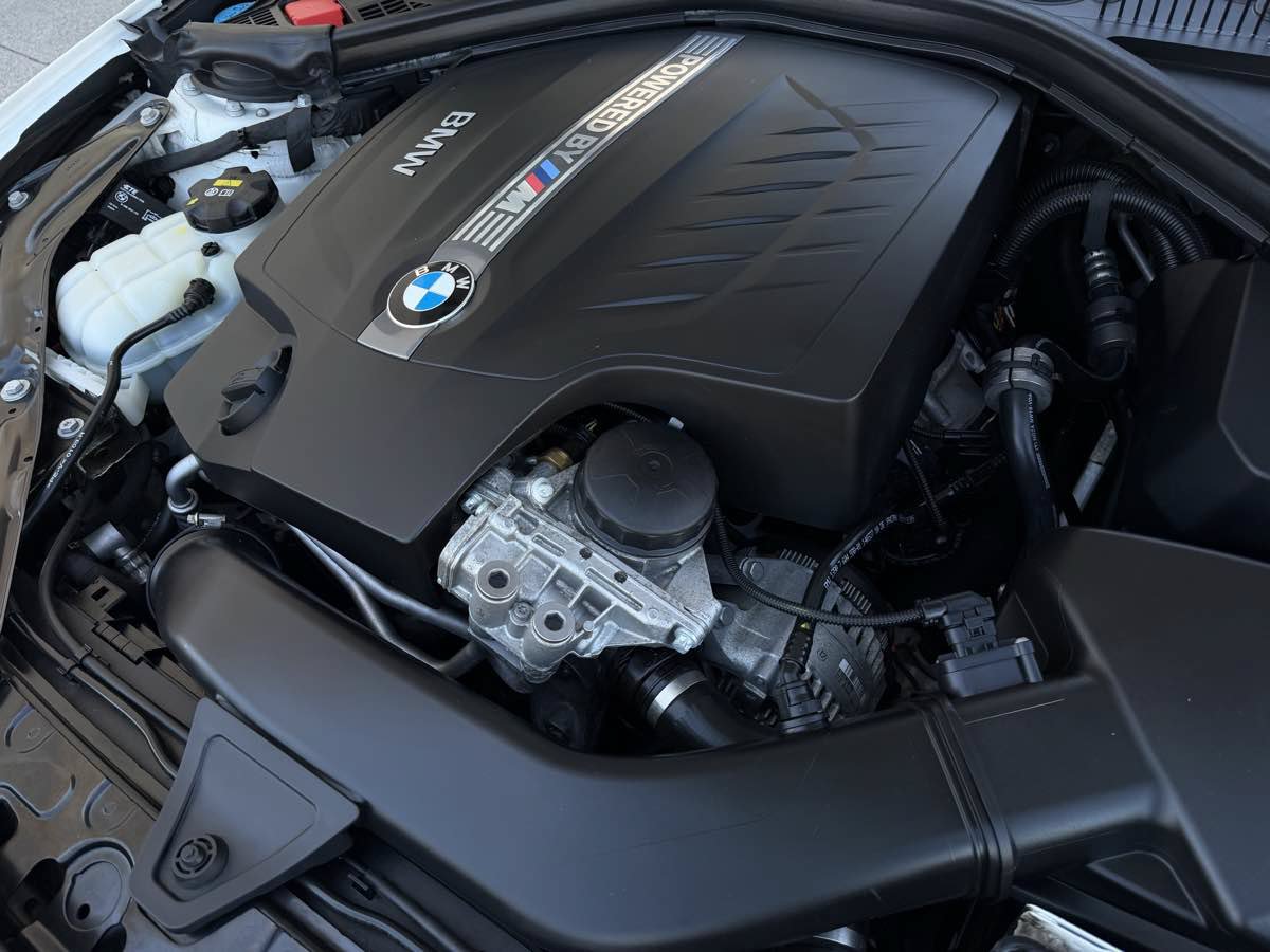 Used 2017 BMW M2 RWD image 26
