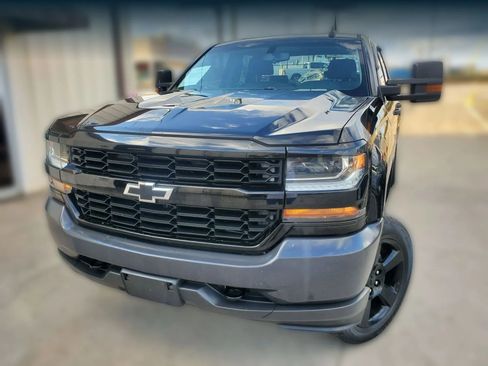 Used 2017 Chevrolet Silverado 1500 W/T w/ Black Out Edition image 5