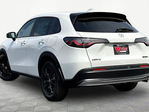 New 2026 Honda HR-V Sport image 4