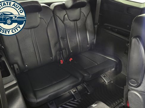 Used 2022 Kia Sorento EX w/ Panoramic Sunroof Package AWD/4WD image 39