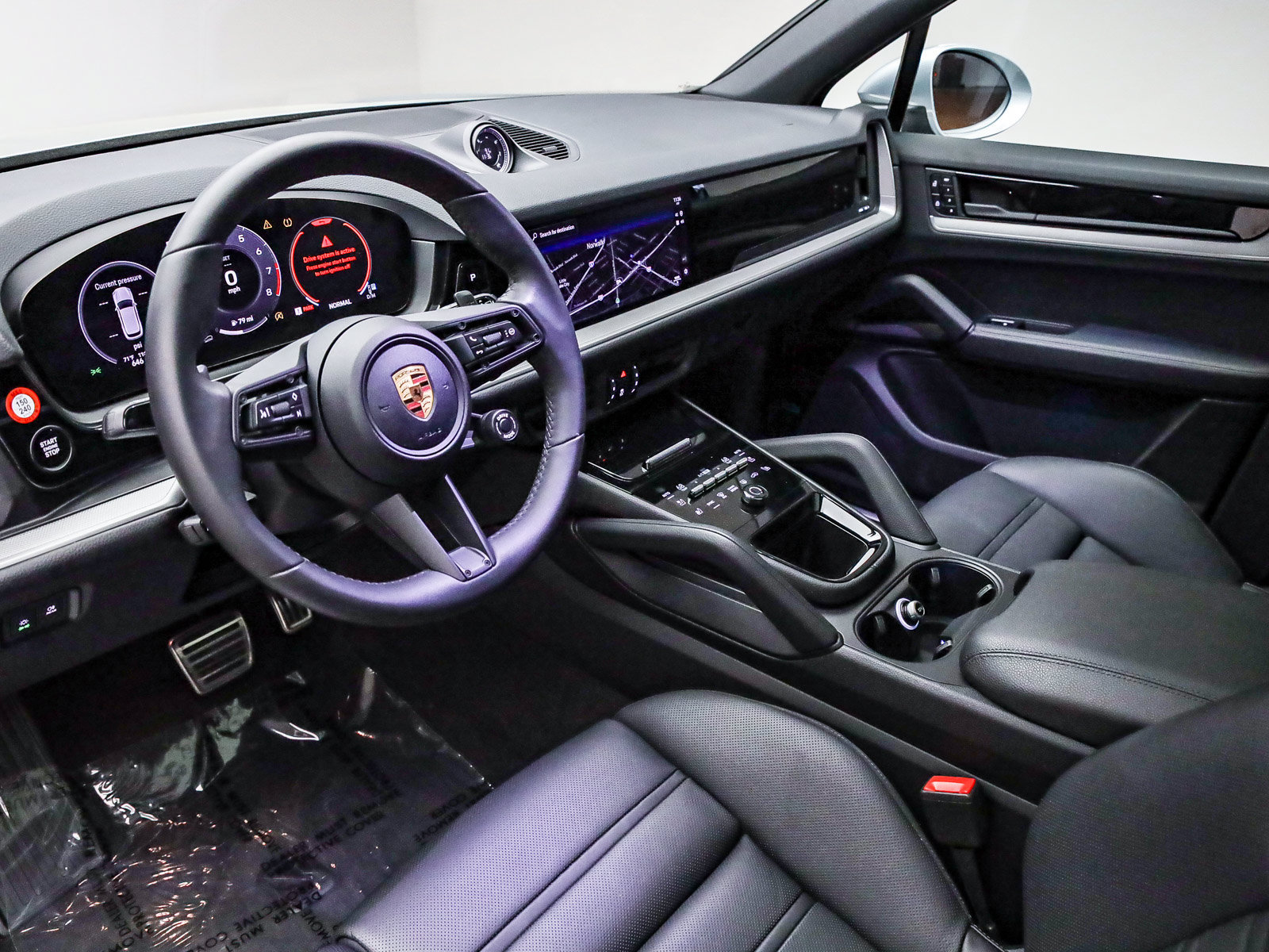 Certified 2025 Porsche Cayenne S AWD/4WD image 35