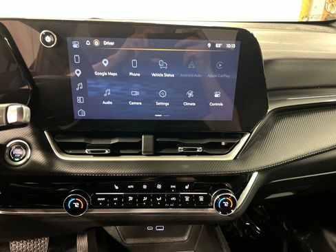 Certified 2025 Chevrolet Equinox LT w/ Convenience Package II AWD/4WD image 23
