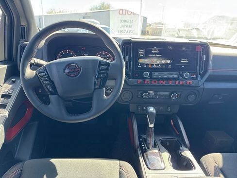 Used 2025 Nissan Frontier Pro-X w/ Pro Convenience Package image 16