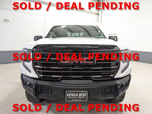 Used 2023 GMC Sierra 1500 AT4X AWD/4WD image 8