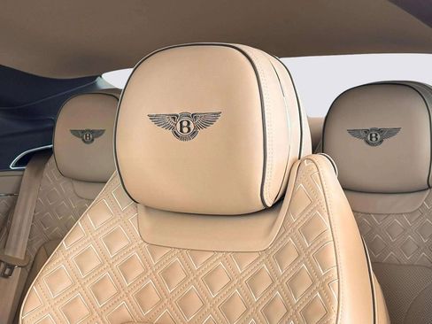 Used 2020 Bentley Continental GT V8 image 16
