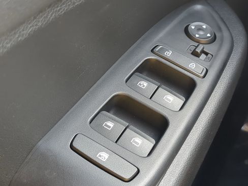 New 2025 Hyundai Venue SEL image 22