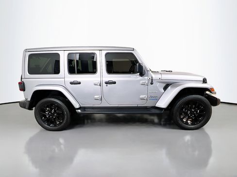 Used 2021 Jeep Wrangler Unlimited Sahara w/ Cold Weather Group image 3