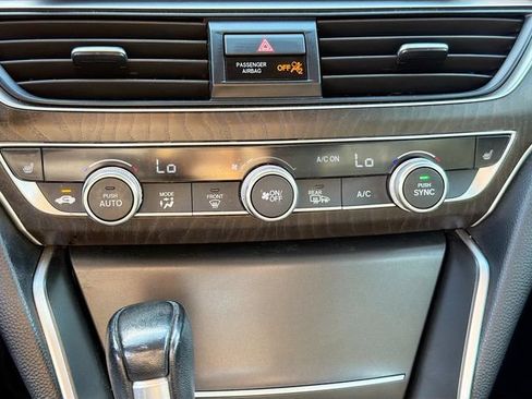 Used 2021 Honda Accord EX-L image 16