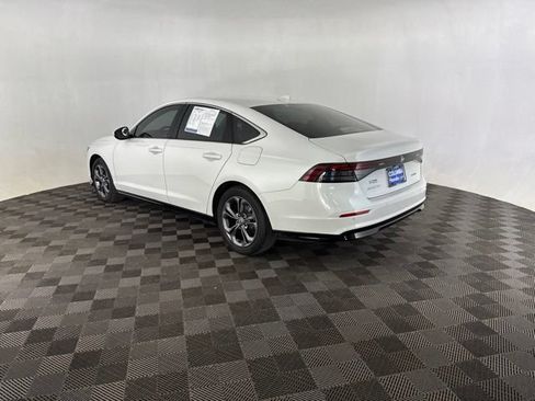 Used 2025 Honda Accord EX-L image 9