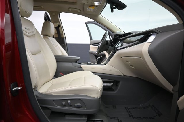 Used 2020 Cadillac XT6 Premium Luxury FWD image 20