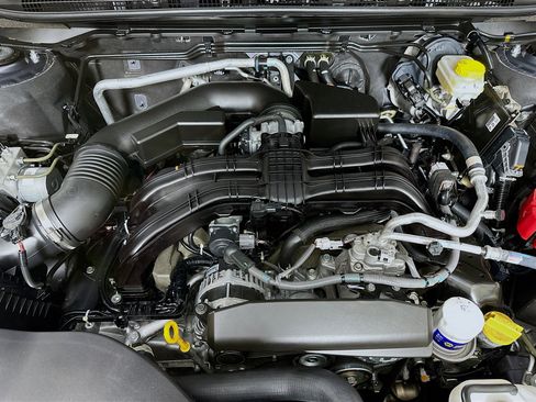 Used 2025 Subaru Outback Onyx Edition image 33