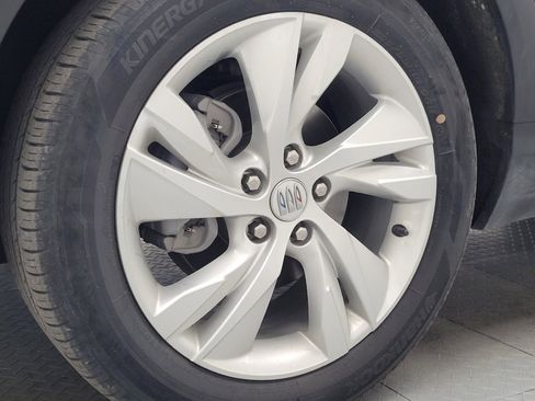 Used 2024 Buick Encore GX Preferred FWD image 31