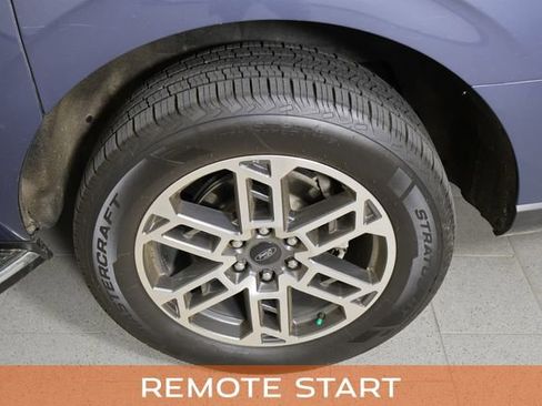 Used 2022 Ford Expedition Max XLT image 14