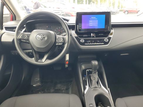 Certified 2025 Toyota Corolla LE FWD image 10