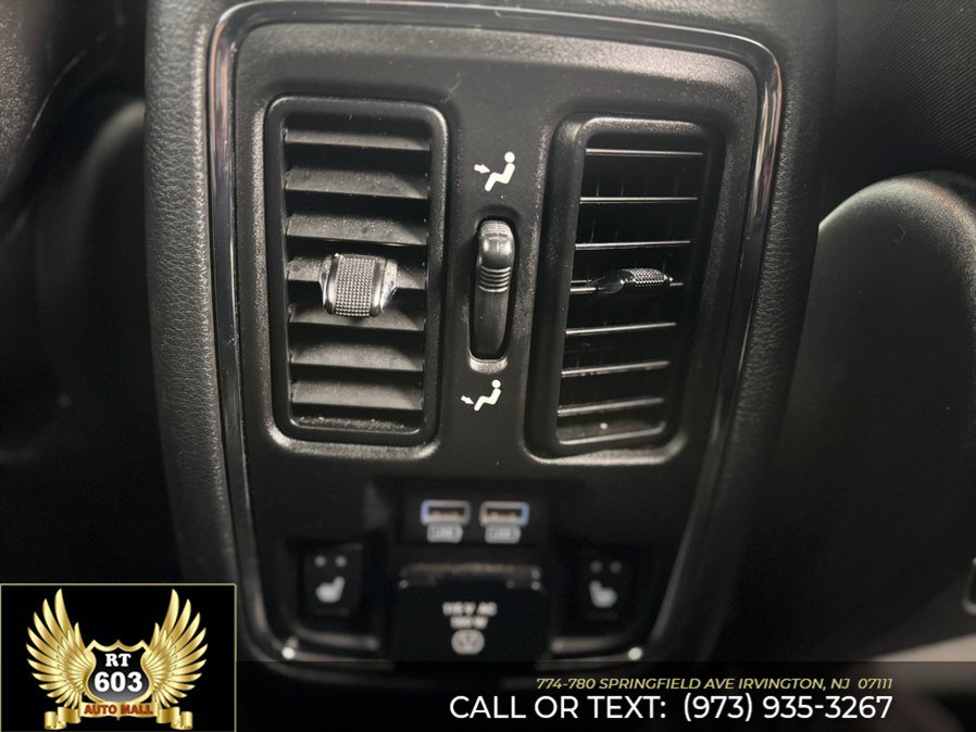 Used 2017 Jeep Grand Cherokee Limited w/ Luxury Group II AWD/4WD image 14