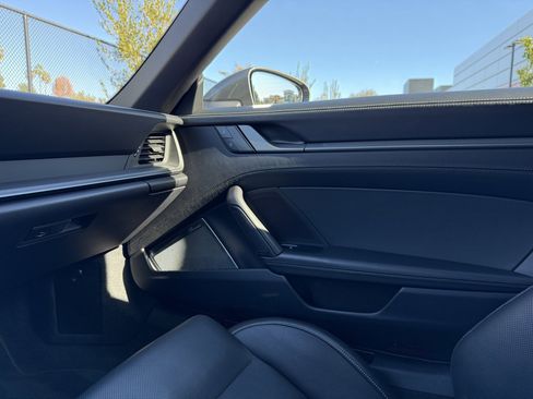 Certified 2022 Porsche 911 Targa 4S image 24