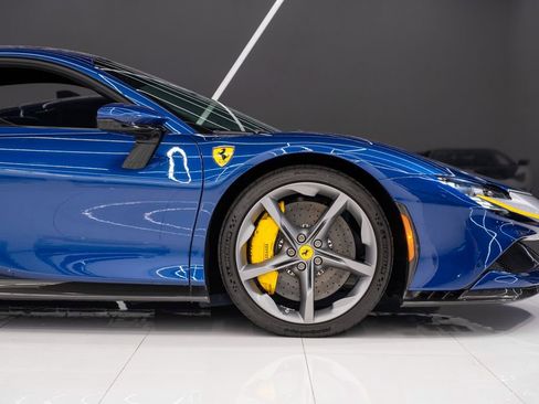 Used 2022 Ferrari SF90 Stradale image 10