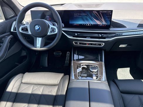 New 2026 BMW X5 xDrive50e w/ M Sport Package AWD/4WD image 17