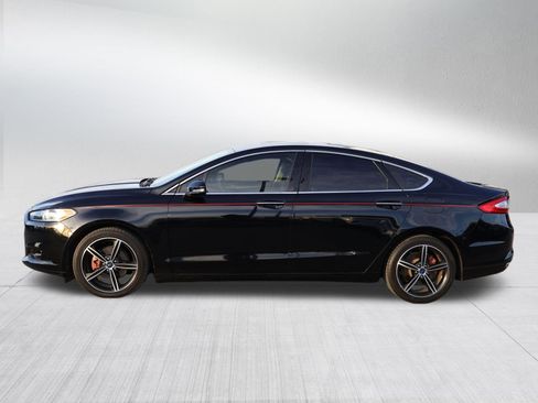 Used 2016 Ford Fusion Titanium w/ Terracotta Package image 5